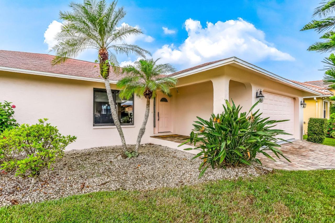 Villa Menorca Court à Marco Island Extérieur photo