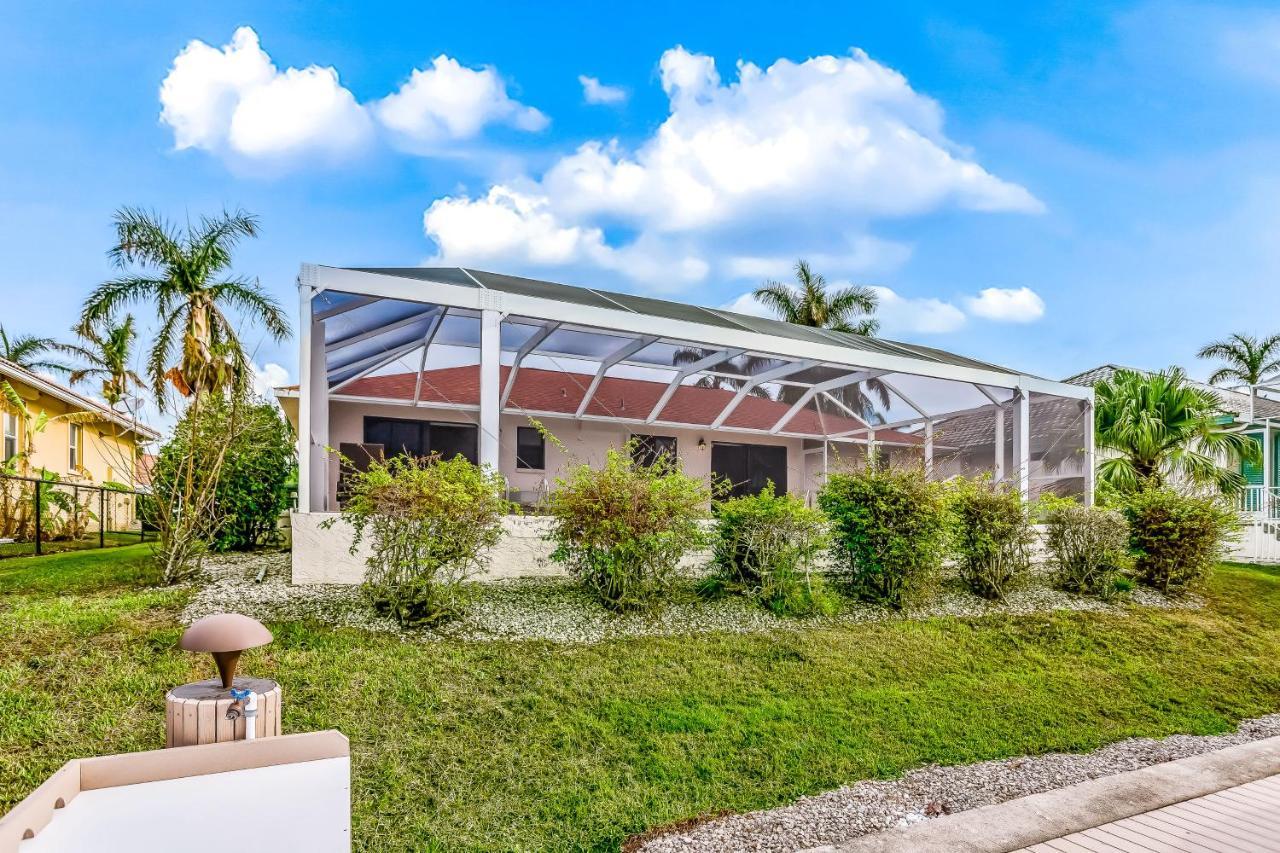 Villa Menorca Court à Marco Island Extérieur photo